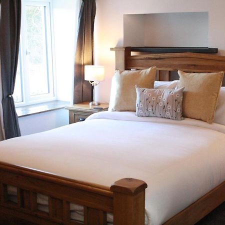 The Black Dog Inn Dalton in Furness Bagian luar foto